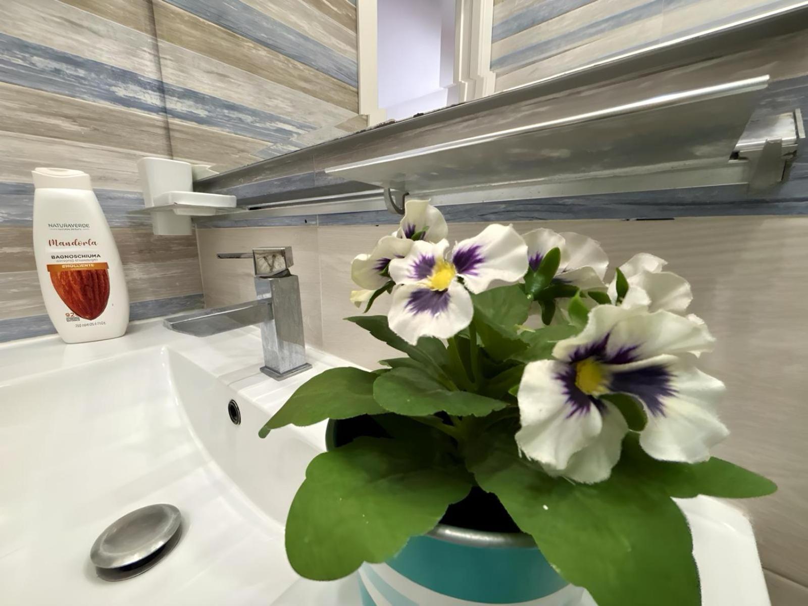 Marta'S Apartment 나폴리 외부 사진